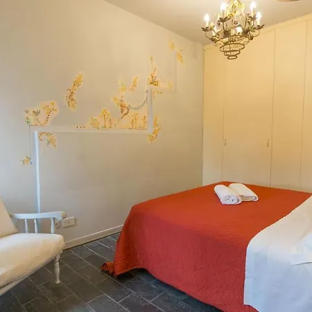 Βίλα Attico Giafari 6, Emma Ταορμίνα